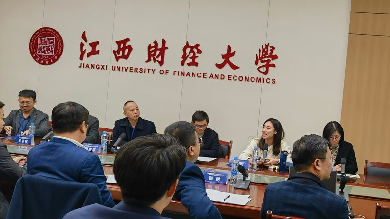 选择代办公司服务，企业主可以享受到以下优势：